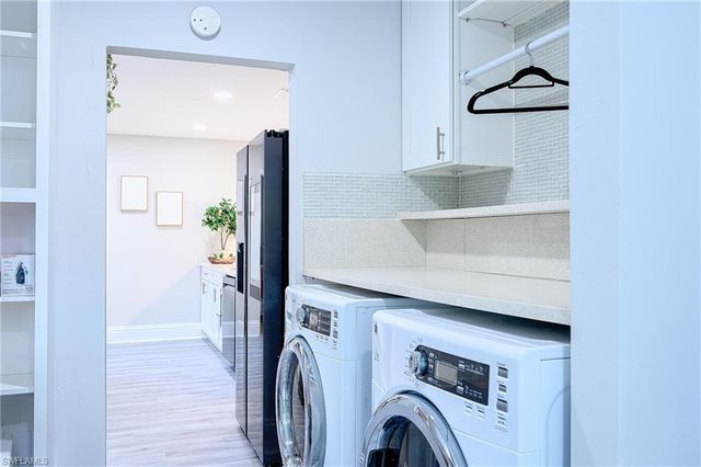 810 103rd AVE N, Naples, FL 34108