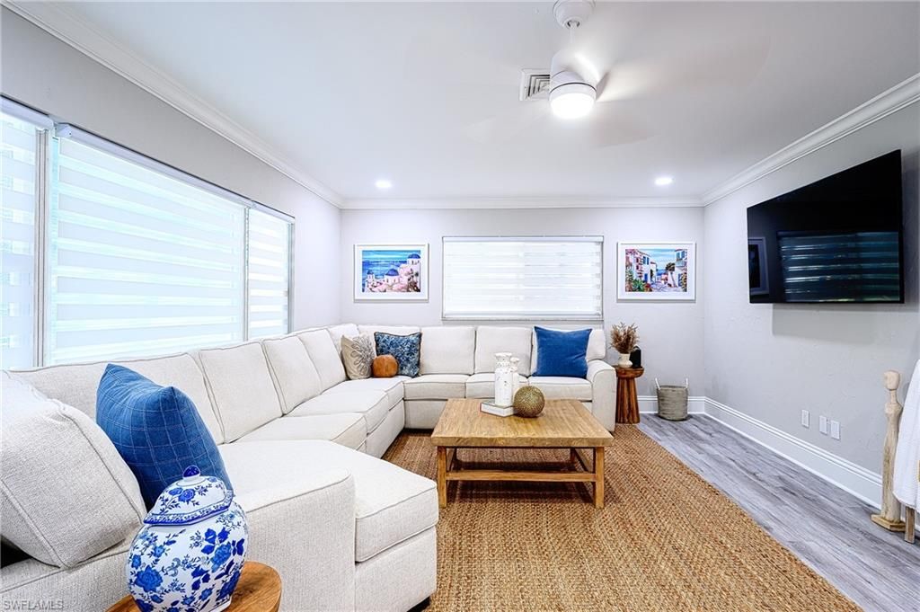 810 103rd AVE N, NAPLES, FL 34108 — photo 2