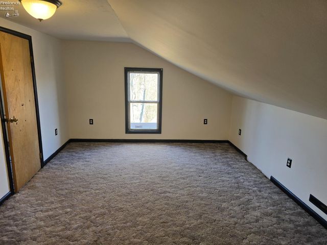 267 Milan Avenue, Amherst, OH 44001