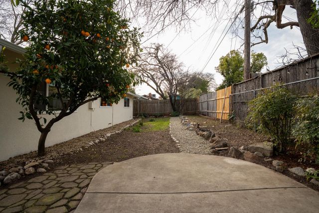 1305 Gerry Way, Roseville, CA 95661