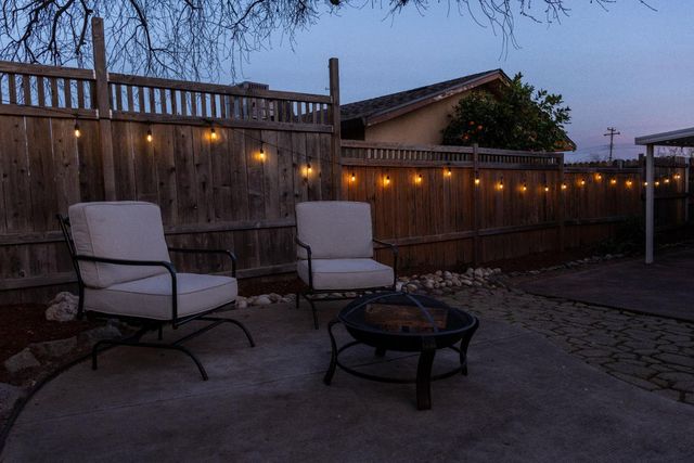 1305 Gerry Way, Roseville, CA 95661