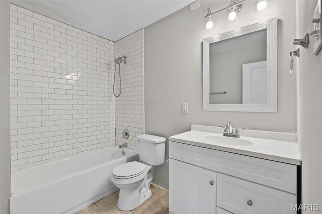 12 Foster Lane, Wentzville, MO 63385