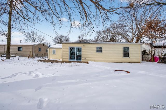 12 Foster Lane, Wentzville, MO 63385