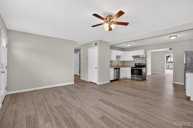 12 Foster Lane, Wentzville, MO 63385