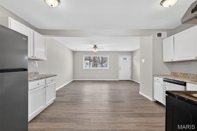 12 Foster Lane, Wentzville, MO 63385