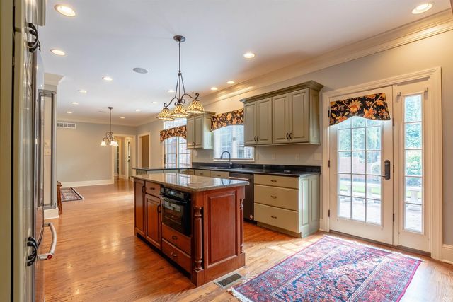201 Oriole Drive, Evansville, IN 47715