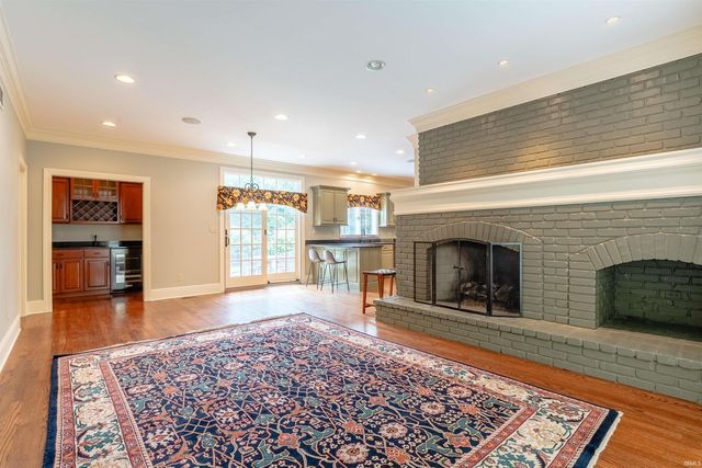 201 Oriole Drive, Evansville, IN 47715