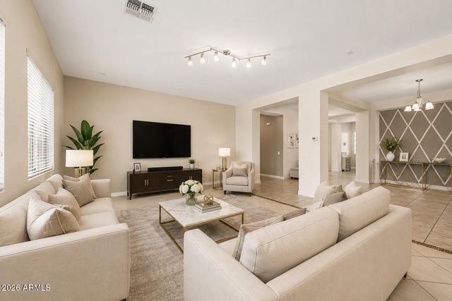 2653 E Palm Street, Mesa, AZ 85213