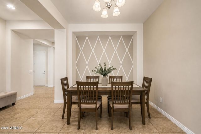 2653 E Palm Street, Mesa, AZ 85213
