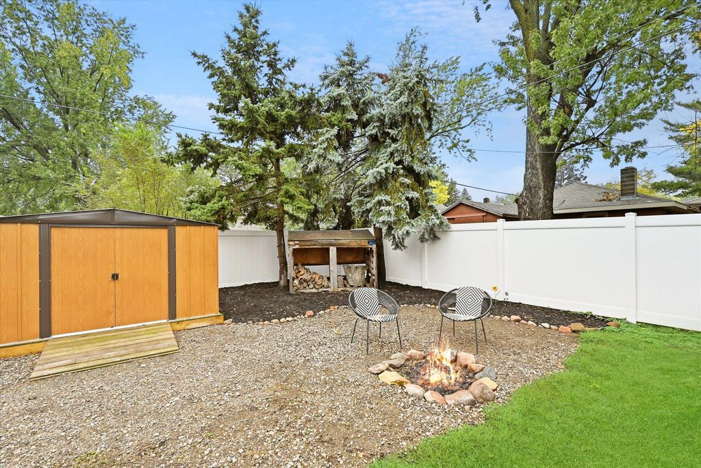 9228 Washington Street NE, Blaine, MN 55434 — photo 4