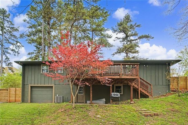 2095 Dobbins Drive NW, Kennesaw, GA 30144