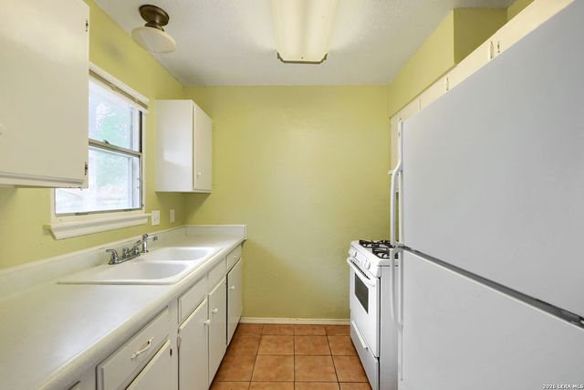 4346 Eagle Nest, San Antonio, TX 78233