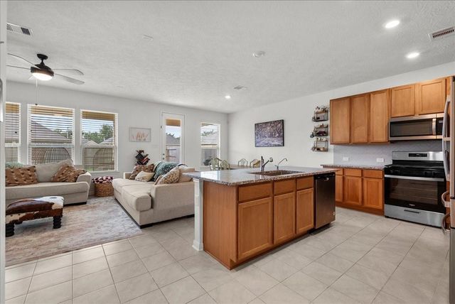 714 Allana Lane, Alvin, TX 77511
