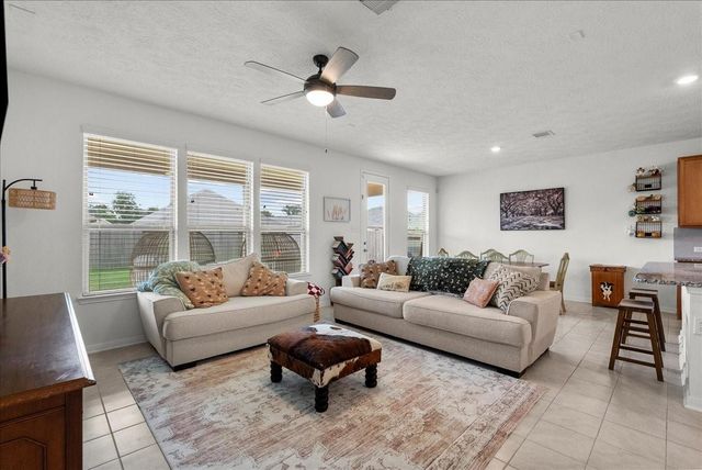 714 Allana Lane, Alvin, TX 77511