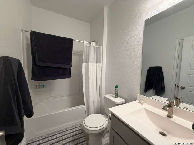 2429 Corinthus Bend, San Antonio, TX 78245