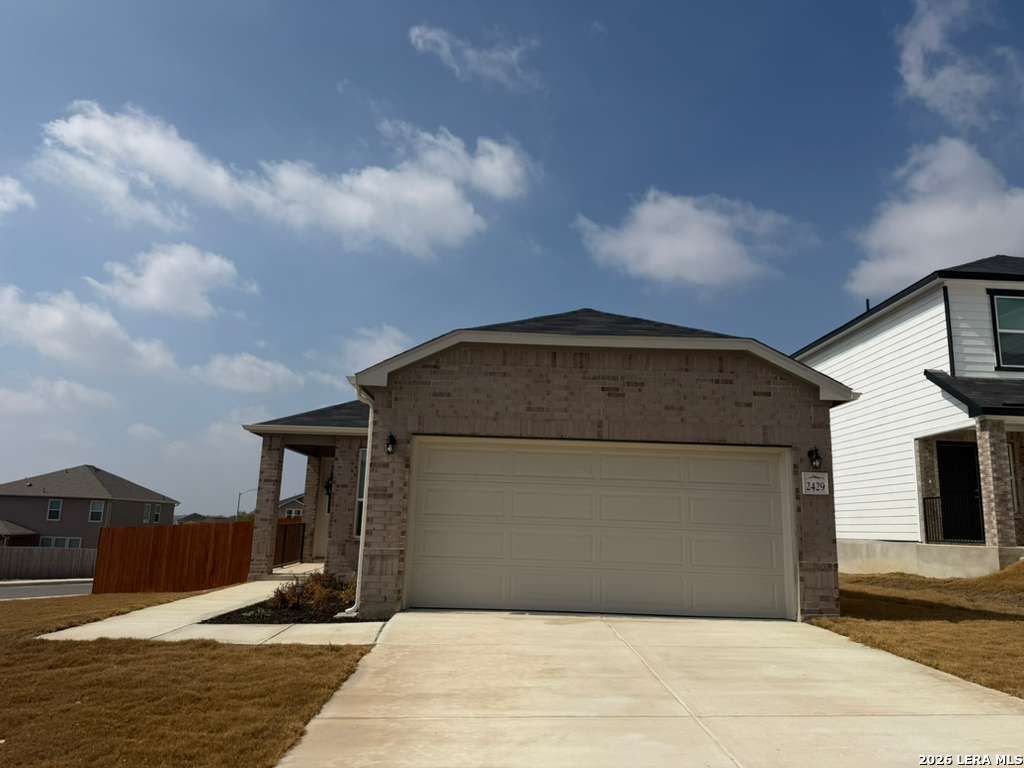 2429 Corinthus Bend, San Antonio, TX 78245