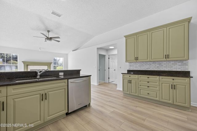 4635 FOREST GLEN Court, Jacksonville, FL 32224
