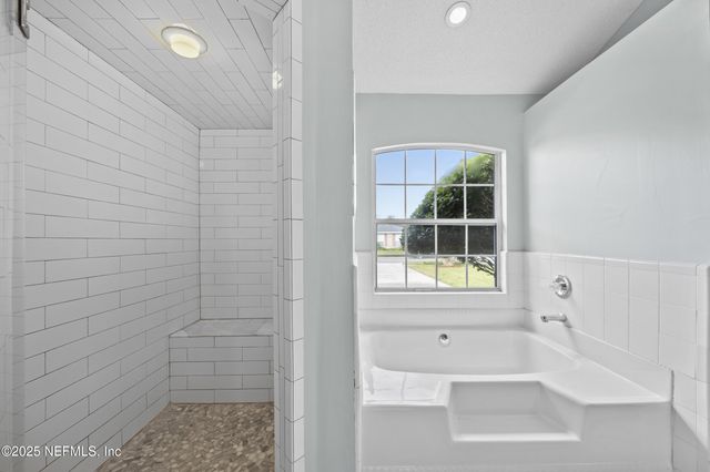 4635 FOREST GLEN Court, Jacksonville, FL 32224