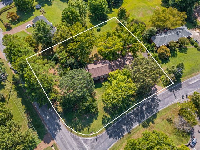 5629 Highland Way, Nashville, TN 37211