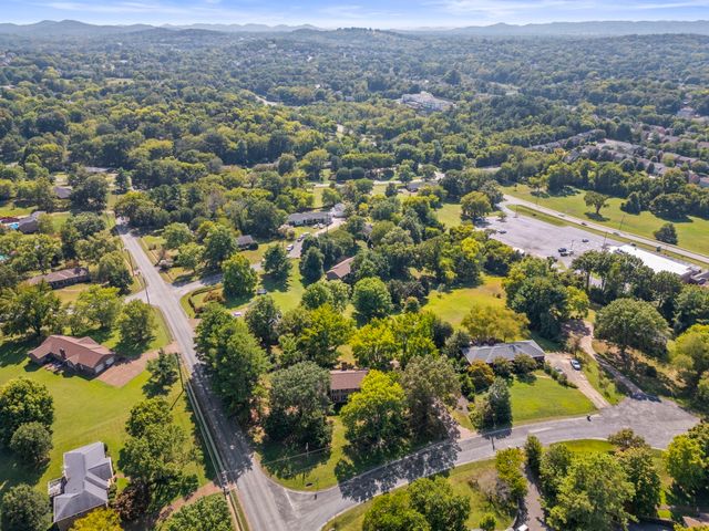 5629 Highland Way, Nashville, TN 37211