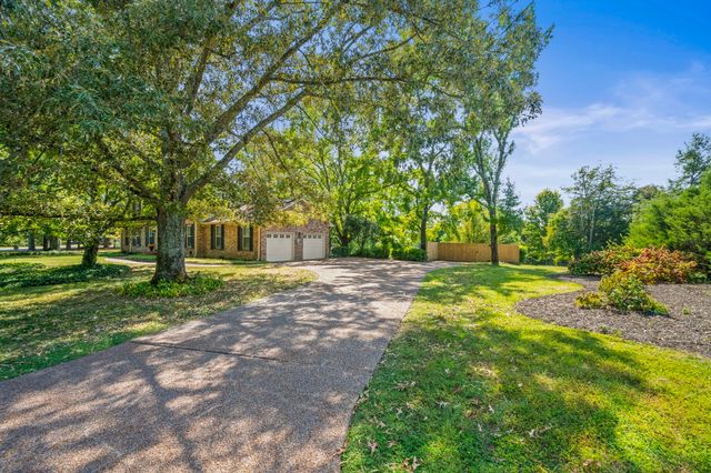 5629 Highland Way, Nashville, TN 37211