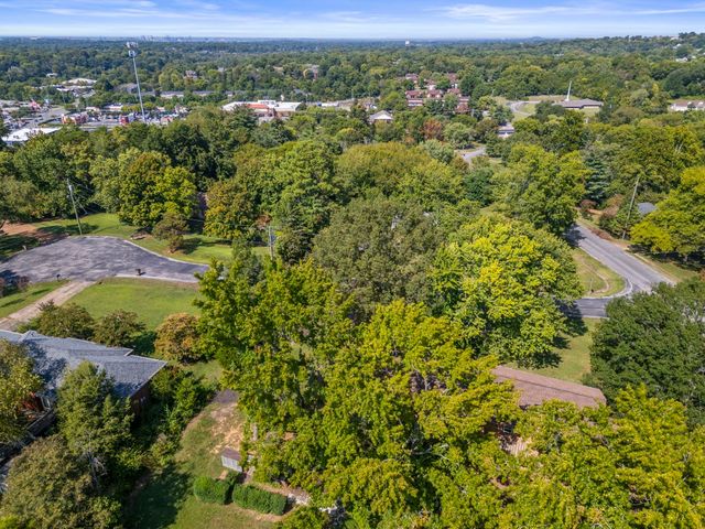 5629 Highland Way, Nashville, TN 37211