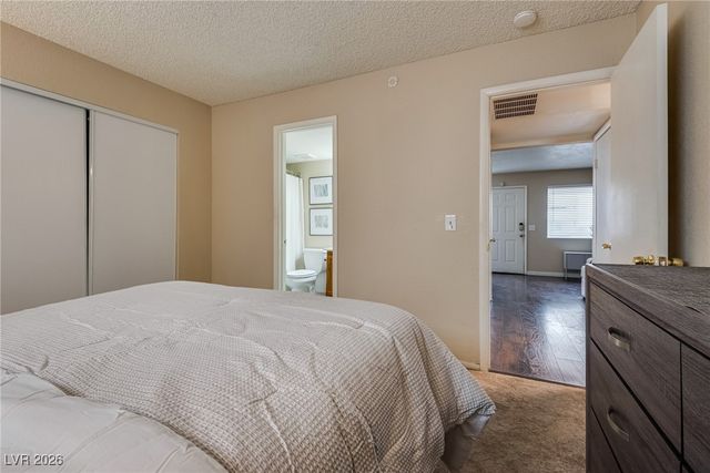 904 Boulder Springs Drive 102, Las Vegas, NV 89128