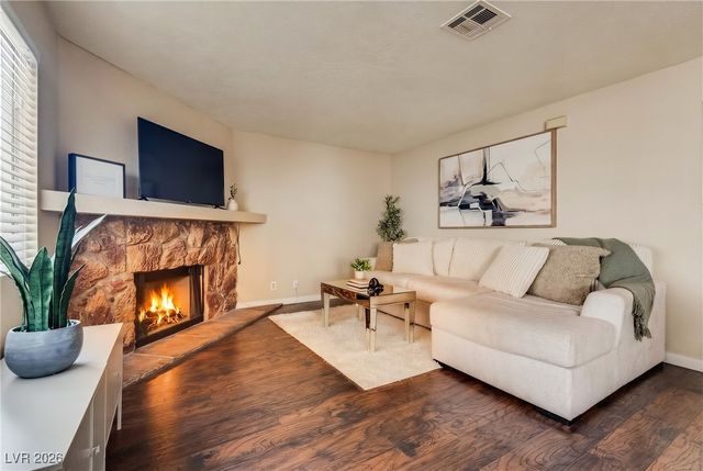 904 Boulder Springs Drive 102, Las Vegas, NV 89128