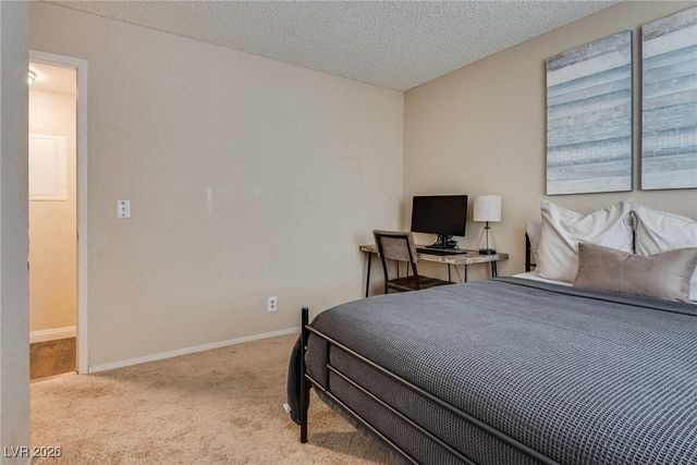 904 Boulder Springs Drive 102, Las Vegas, NV 89128