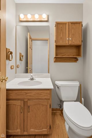 1418 Parkridge Drive, Crystal Lake, IL 60014