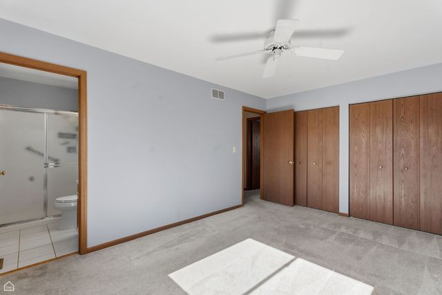 1418 Parkridge Drive, Crystal Lake, IL 60014