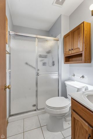 1418 Parkridge Drive, Crystal Lake, IL 60014