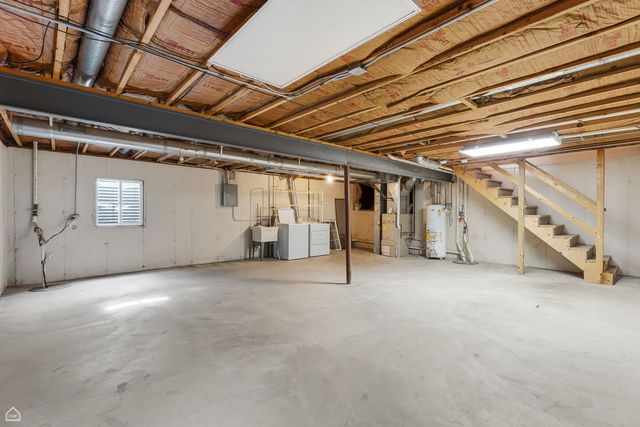 1418 Parkridge Drive, Crystal Lake, IL 60014