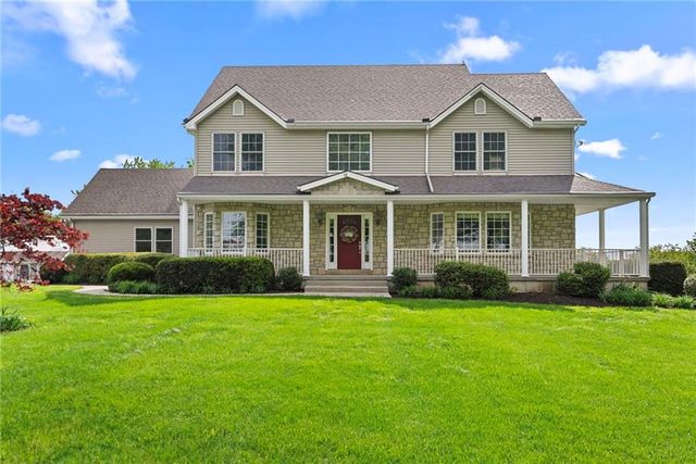 35559 Metcalf Road, Louisburg, KS 66053