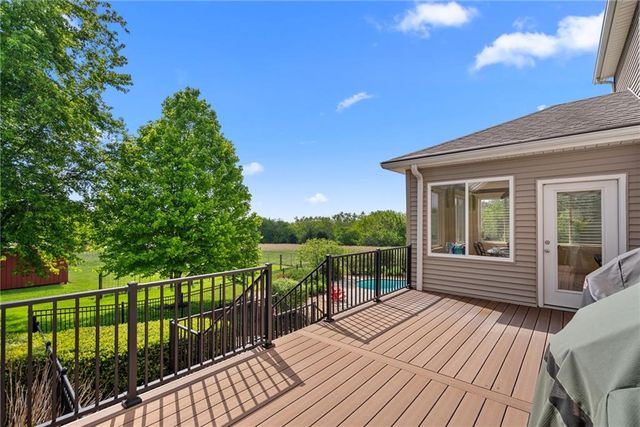 35559 Metcalf Road, Louisburg, KS 66053