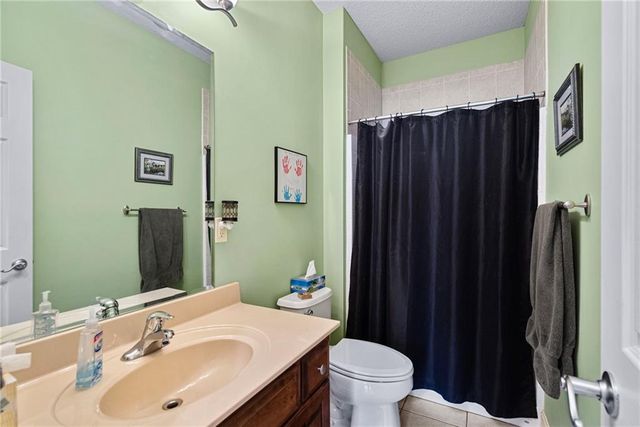 35559 Metcalf Road, Louisburg, KS 66053