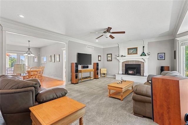 35559 Metcalf Road, Louisburg, KS 66053