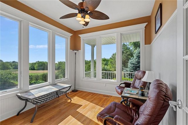 35559 Metcalf Road, Louisburg, KS 66053