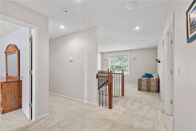 35559 Metcalf Road, Louisburg, KS 66053