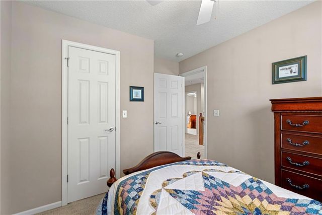 35559 Metcalf Road, Louisburg, KS 66053