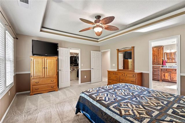 35559 Metcalf Road, Louisburg, KS 66053