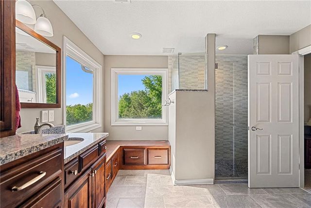 35559 Metcalf Road, Louisburg, KS 66053