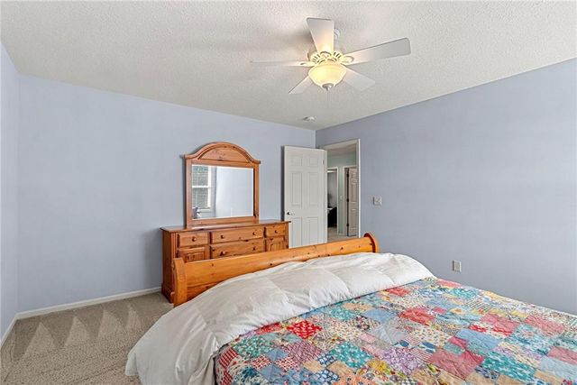 35559 Metcalf Road, Louisburg, KS 66053
