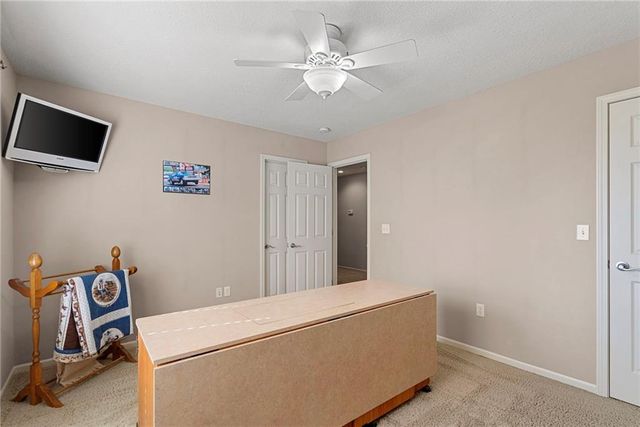 35559 Metcalf Road, Louisburg, KS 66053