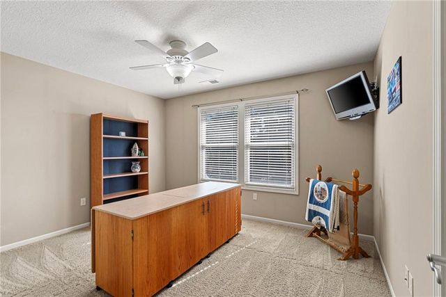 35559 Metcalf Road, Louisburg, KS 66053