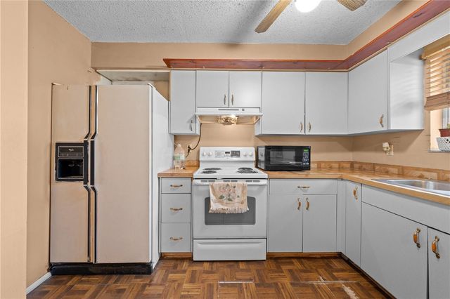 4705 ROBIN DRIVE, St Cloud, FL 34772