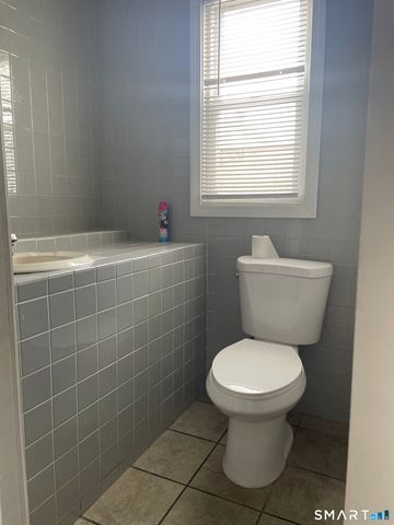 227 Arctic Street, Bridgeport, CT 06608