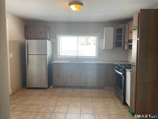 227 Arctic Street, Bridgeport, CT 06608