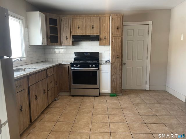 227 Arctic Street, Bridgeport, CT 06608