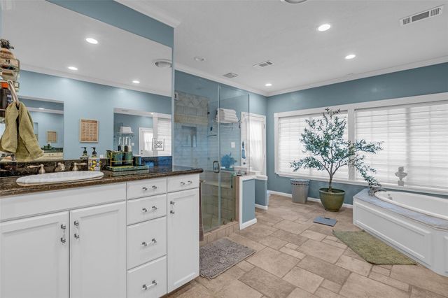 15018 Rose Cottage Drive, Houston, TX 77069